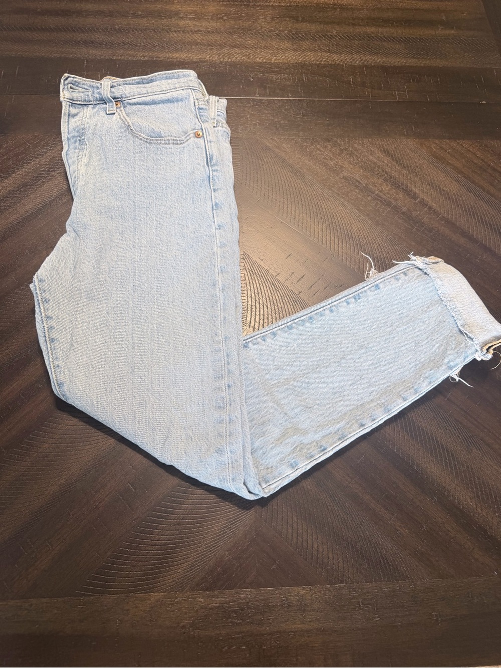 LEVI’S 501 Skinny Jeans Women’s 8/29 Light Wash Button Fly Cuffed Hem